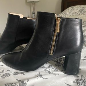 Karl Lagerfeld short black boots